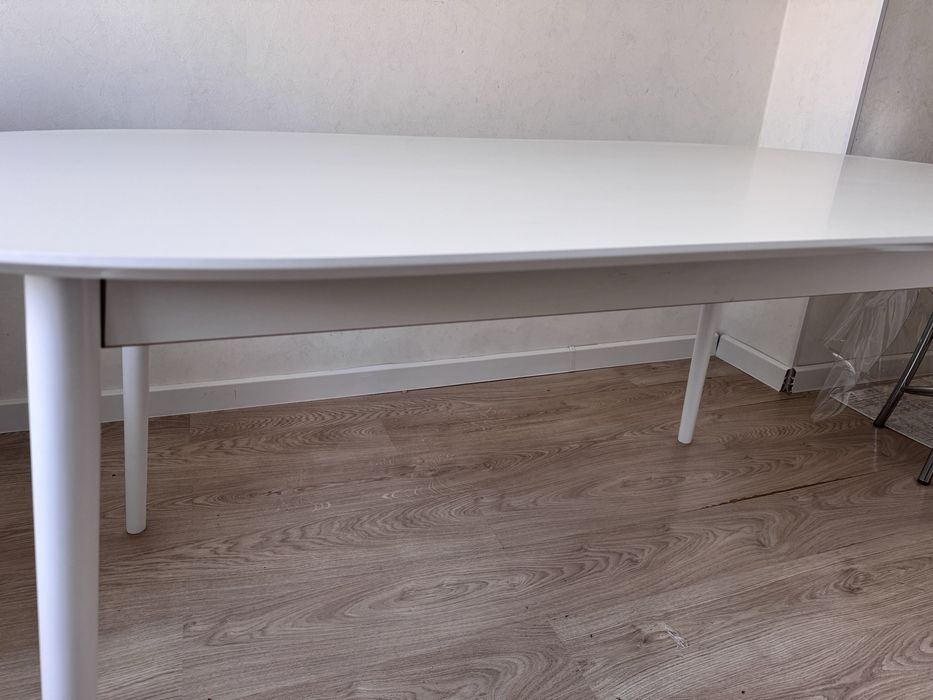 Срочно! Продается кухонный стол