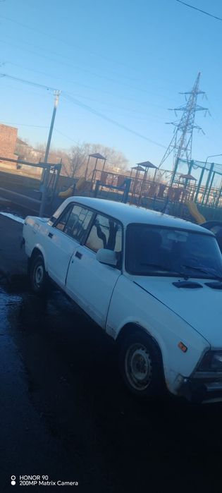 Продам  вааз 2105