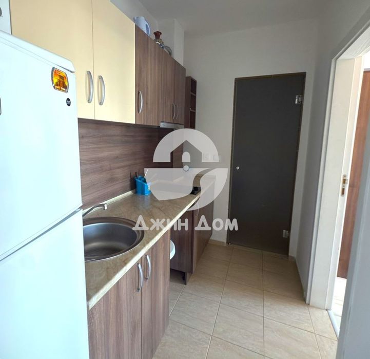 Продава се Двустаен апартамент в к.к. Слънчев бряг - 78 кв.м за 1000 €/кв.м - Снимка #3