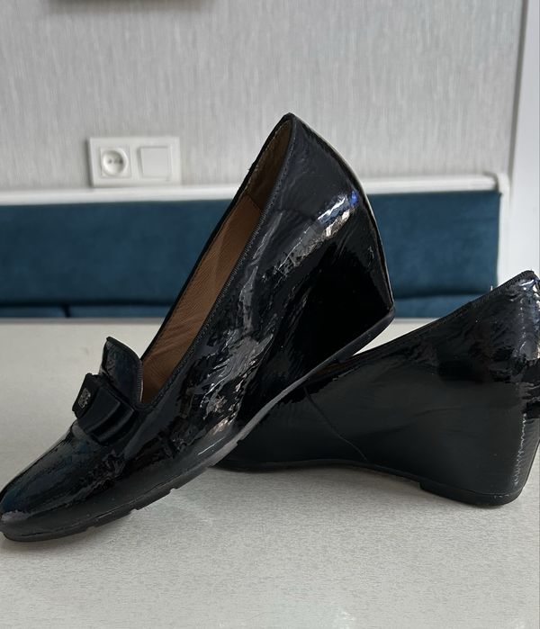 Туфли лаковые 37р.