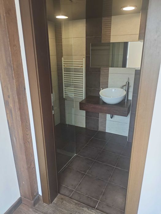 Луксозен тристаен апартамент с 2 гаража и паркомясто в кв. Бояна