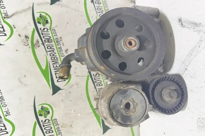 Suport rola accesorii Ford Focus 2002 1.8 MT TDCi (101 hp)