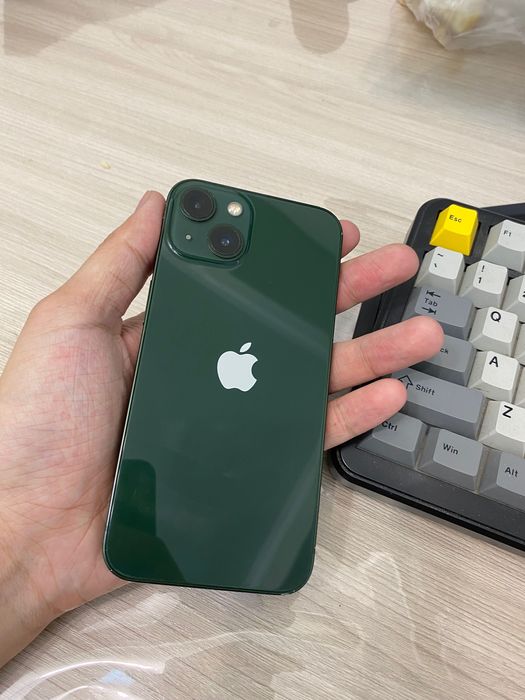 Продам iPhone 13 айфон 13