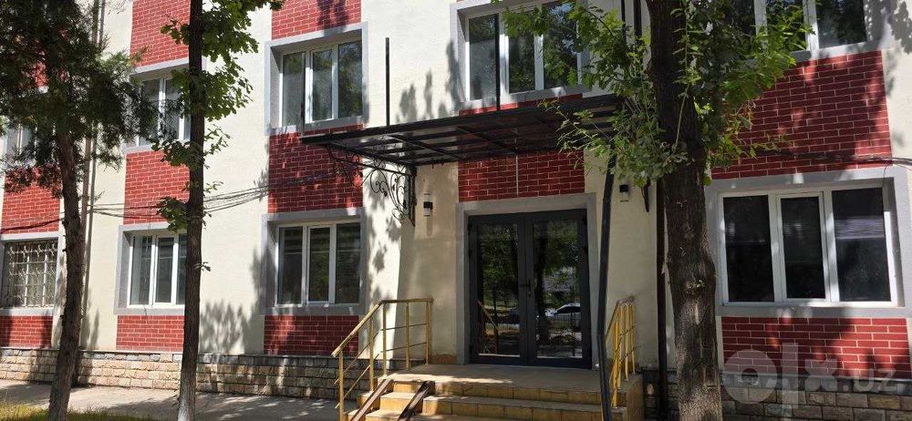 Сдаётся в аренду отдельно стоящее здание в Алмазарском районе.