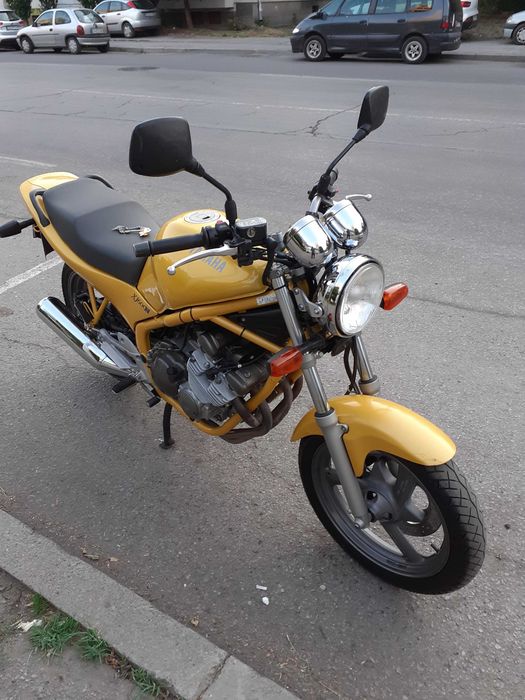 Продавам Ямаха XJ 600 N