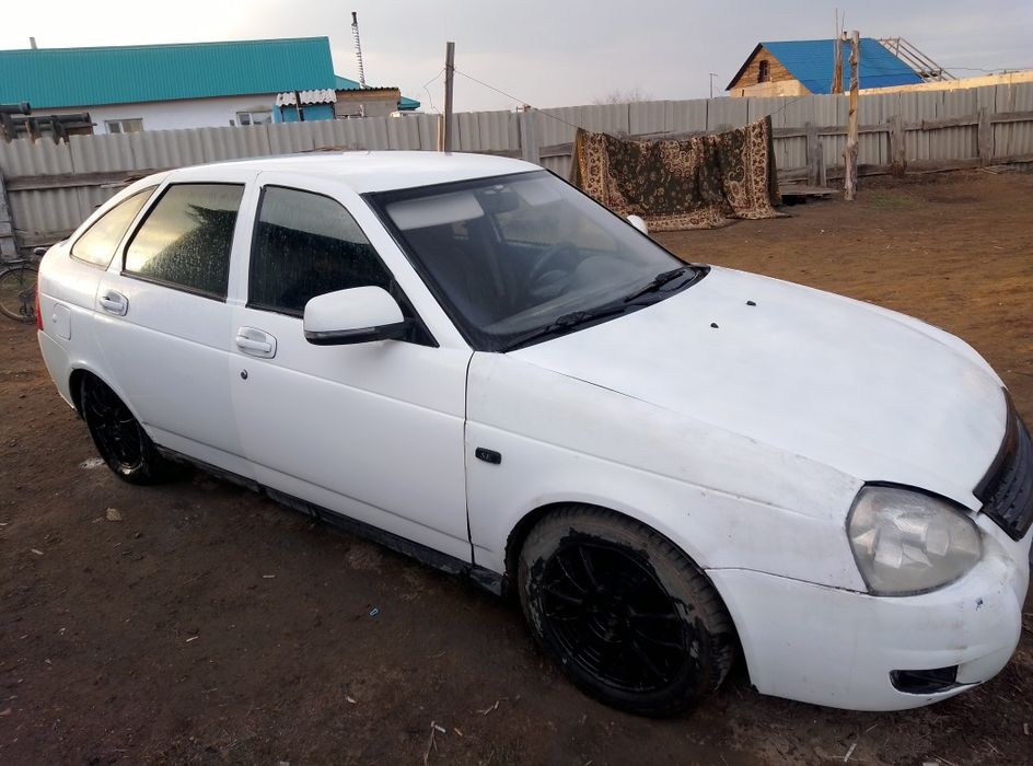 Приора хэтчбек на ходу