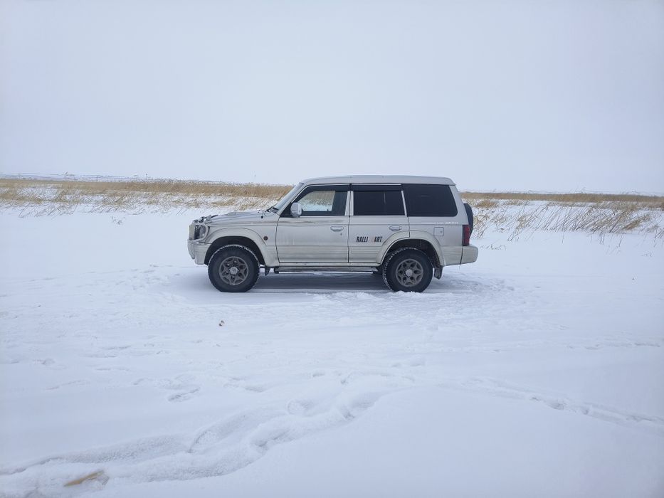 Митсубиси Паджеро 2 4м40