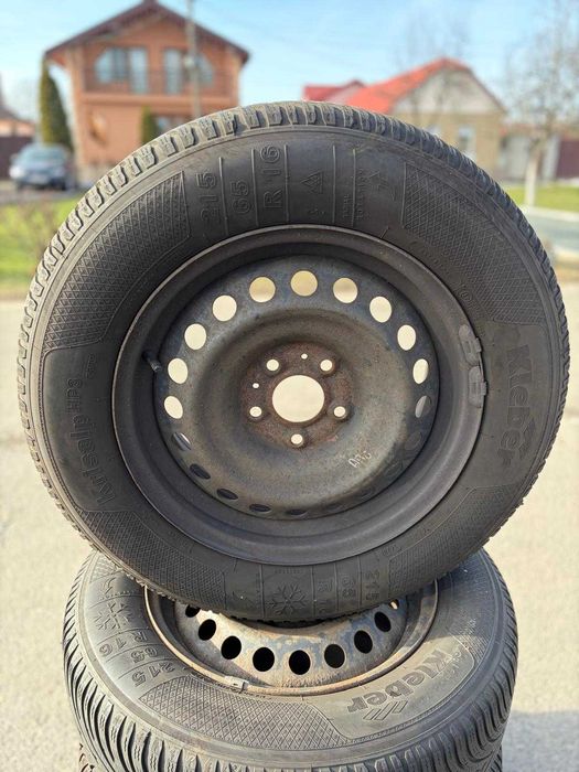Set 4 jante otel cu anvelope iarna Renault Kadjar 215 65 R16