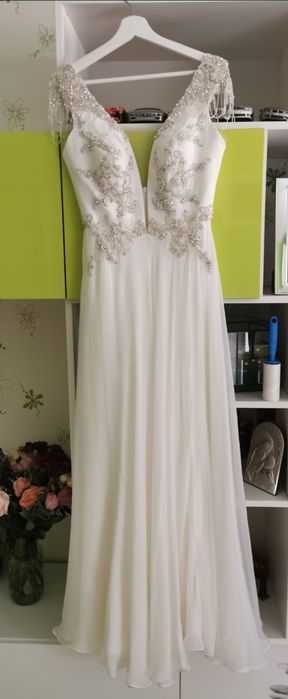 Vand rochie de mireasa La Mode Toujours