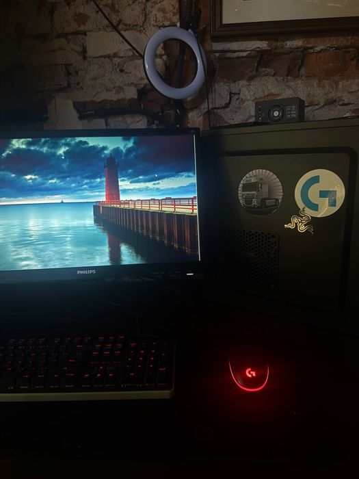 vand pc de gaming de buget