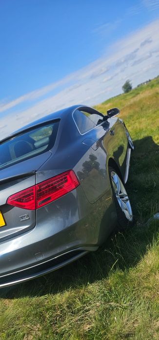 dezmembrez audi a5 quattro S-LINE