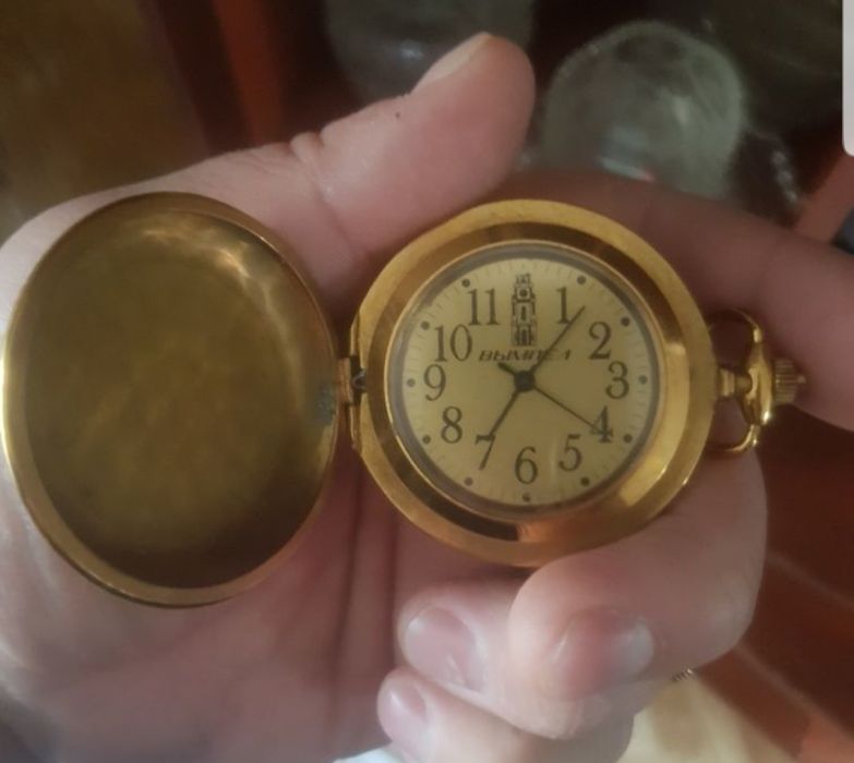 Продам часы вымпел