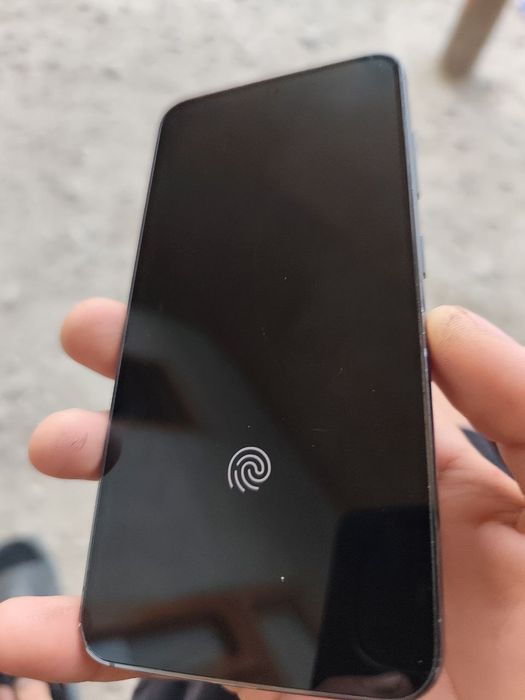 Samsung s 23 
Kamera zoʻr 
Pubg 120 fp
