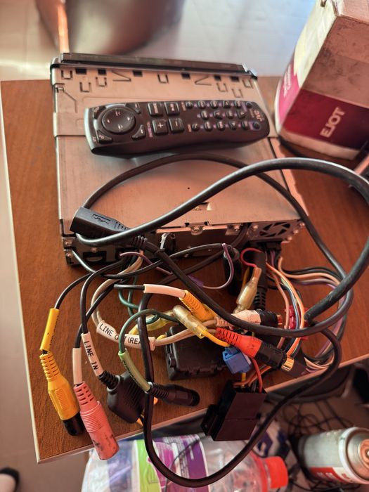 JVC kd-AVX40 Bluetooth,USB,DVD,DivX