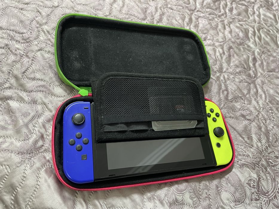 Nintendo Switch прошитая + чехол + SD карта 256 ГБ