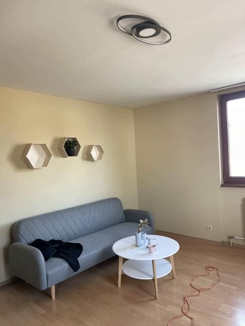 Дава се под наем Тристаен апартамент в София, Горубляне - 100 кв.м за 600 € - Снимка #2