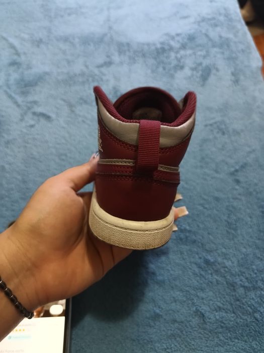 Nike Air Jordan 1 MID BG