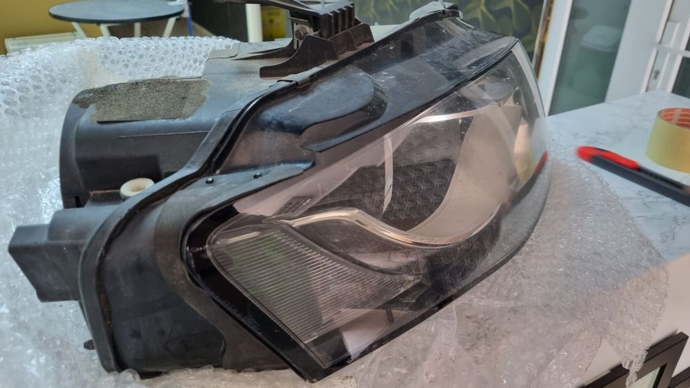 Bara si far dreapta  Audi A4 B8 originale