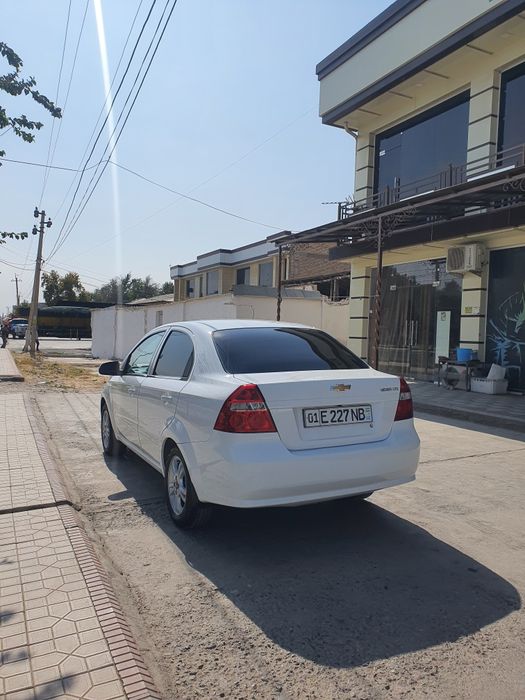 Nexia 3 avtomat 4 pozetsa