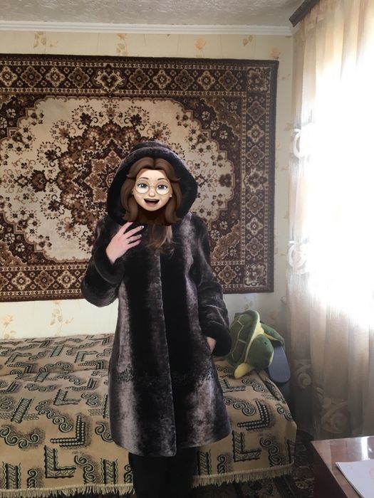 Шуба - натуральный мутон!