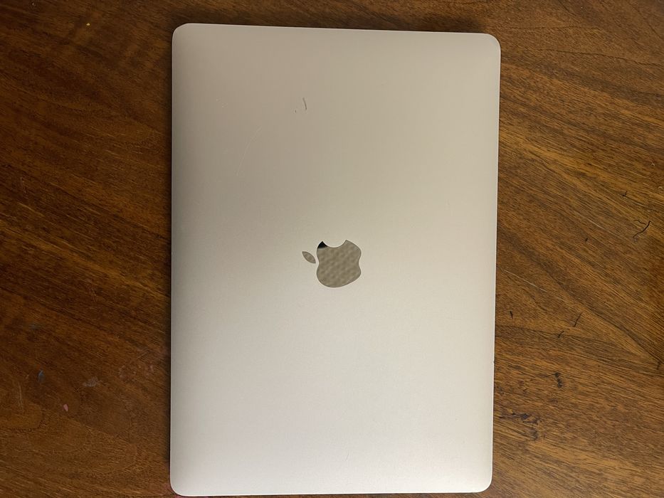 Macbook air 2019года