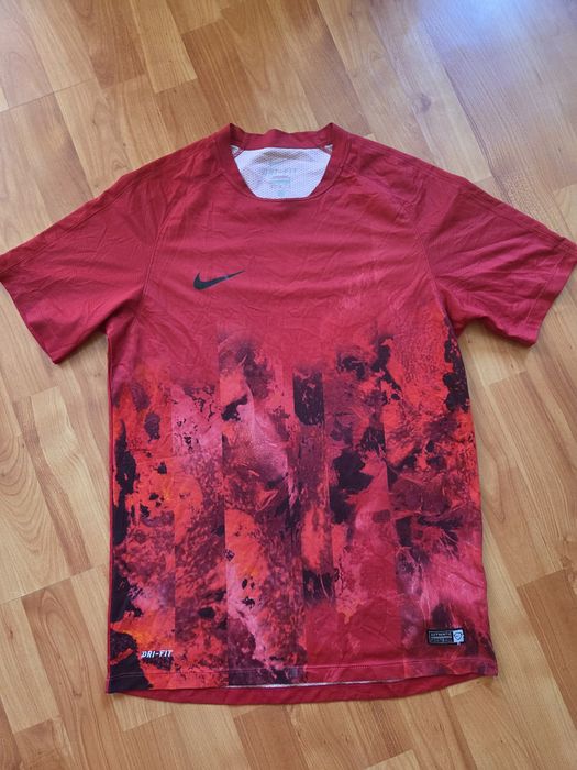 Тениска  HUF,  Off-white, Kappa Gosha, Balenciaga