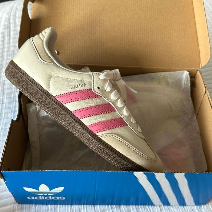 Кроссовки adidas samba унисекс новые, неношеные, 40 размер