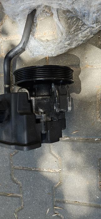 Хидравлична помпа за мерцедес е-класа w211cdi/ ц-клада w205cdi