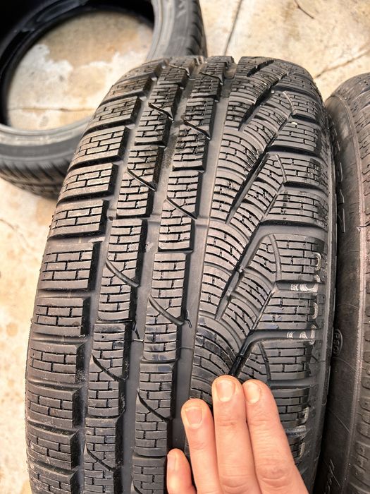 2бр 225/55/17 Pirelly