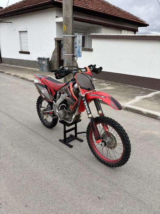 Продавам Honda crf 250