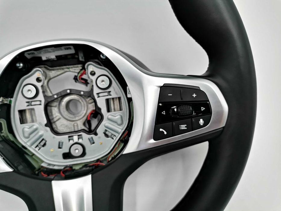 M Sport Спортен Волан BMW G20 G21 G22 G26 G30 G31 G14 G15 G01 G11 G05