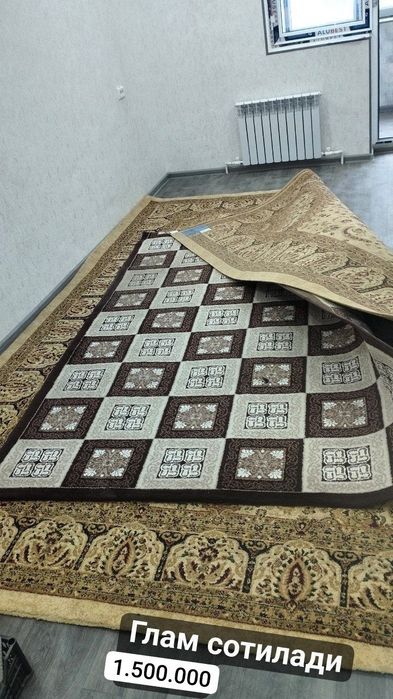 Срочно продаю почти новый