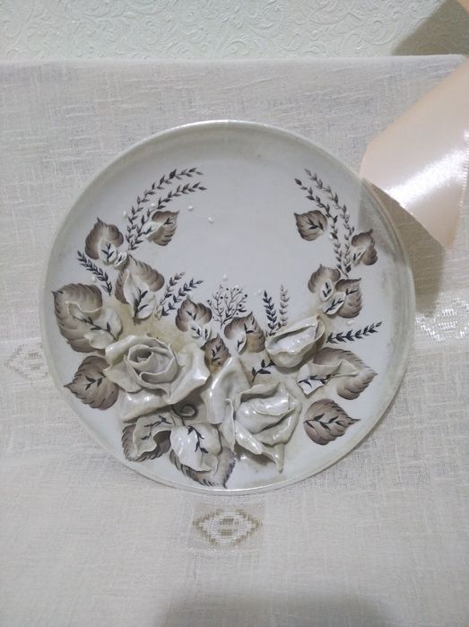 блюда, блюдца, чайники