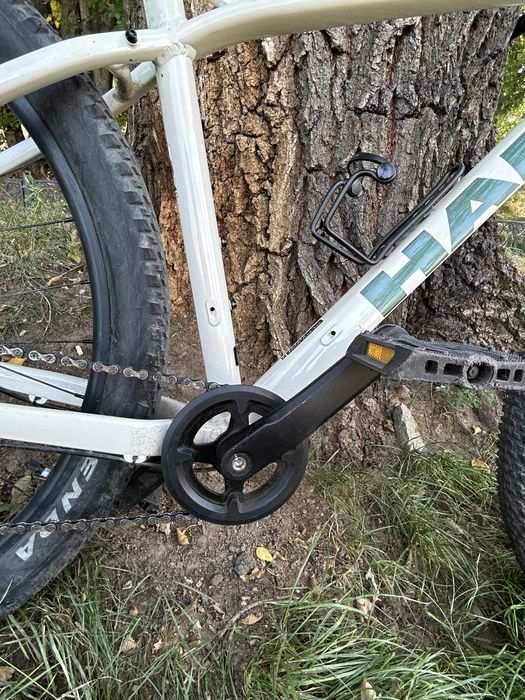 Haro double peak