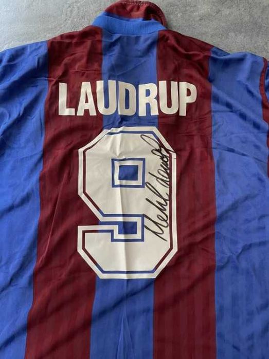Barcelona Michael Laudrup signed shirt