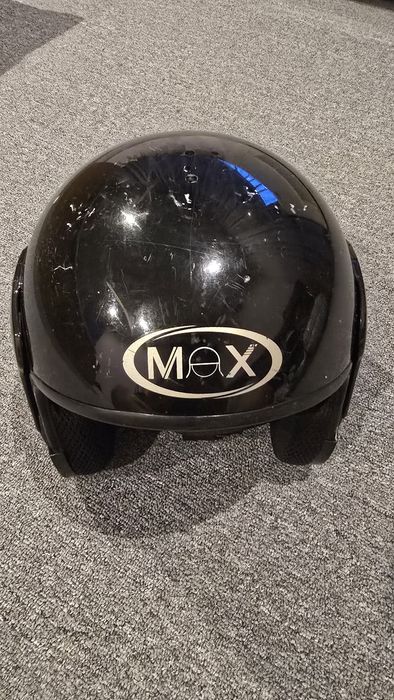 Каски  за мотор или...