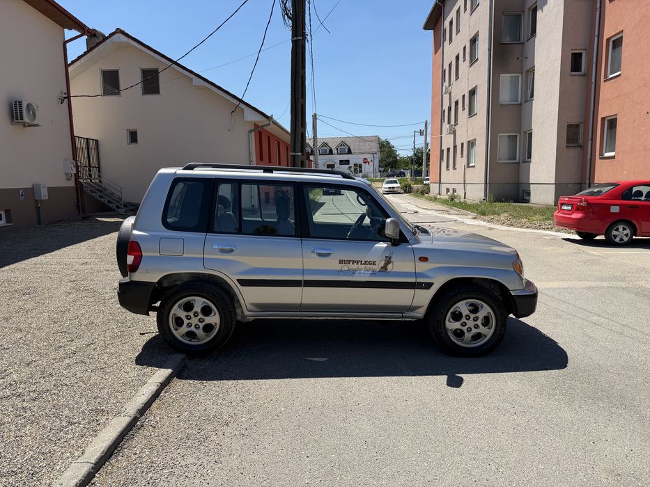 Mitsubishi Pajero Pinin - Super select