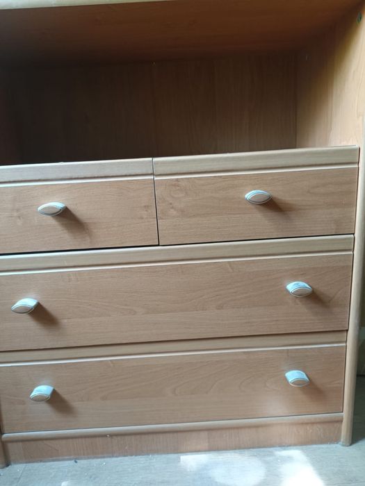 Комод в спальню