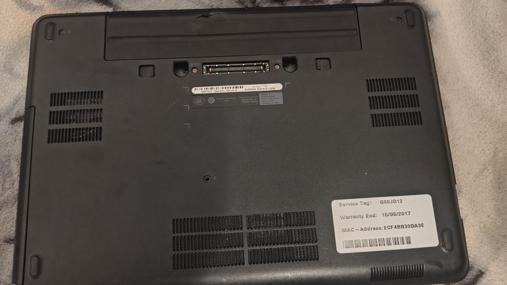 Laptop-uri la pachet