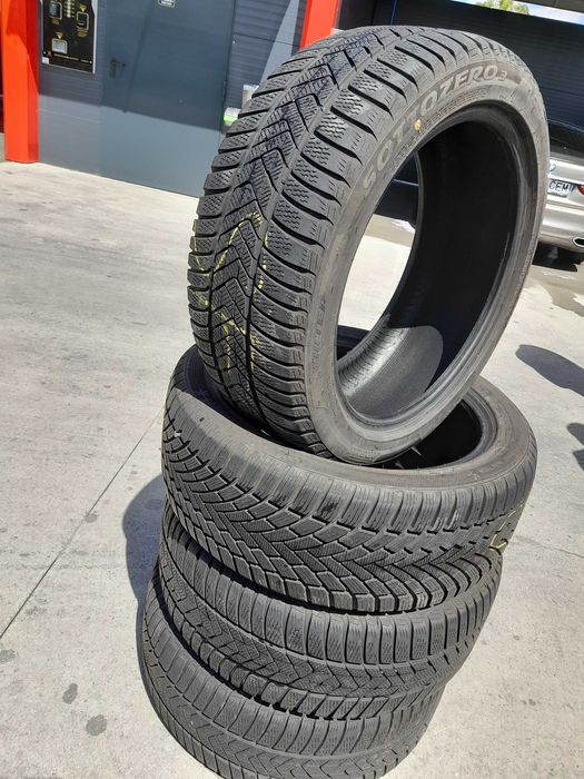 Cauciucuri / Anvelope Pirelli Run Flat 245/45/19 iarna