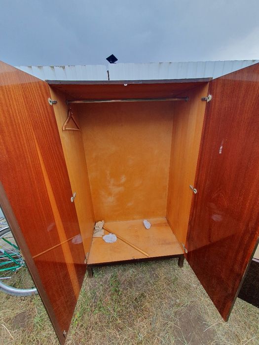 Продам Платяной шкаф