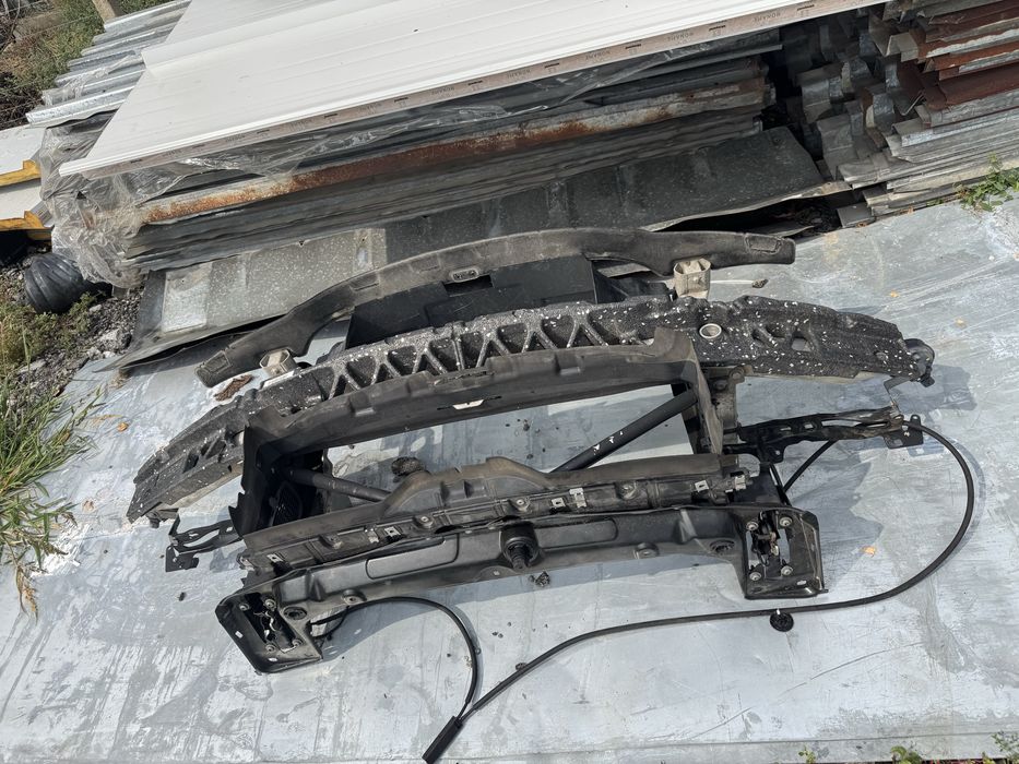 Очиларка / маска бмв ф30 ф31 М пакет ф80