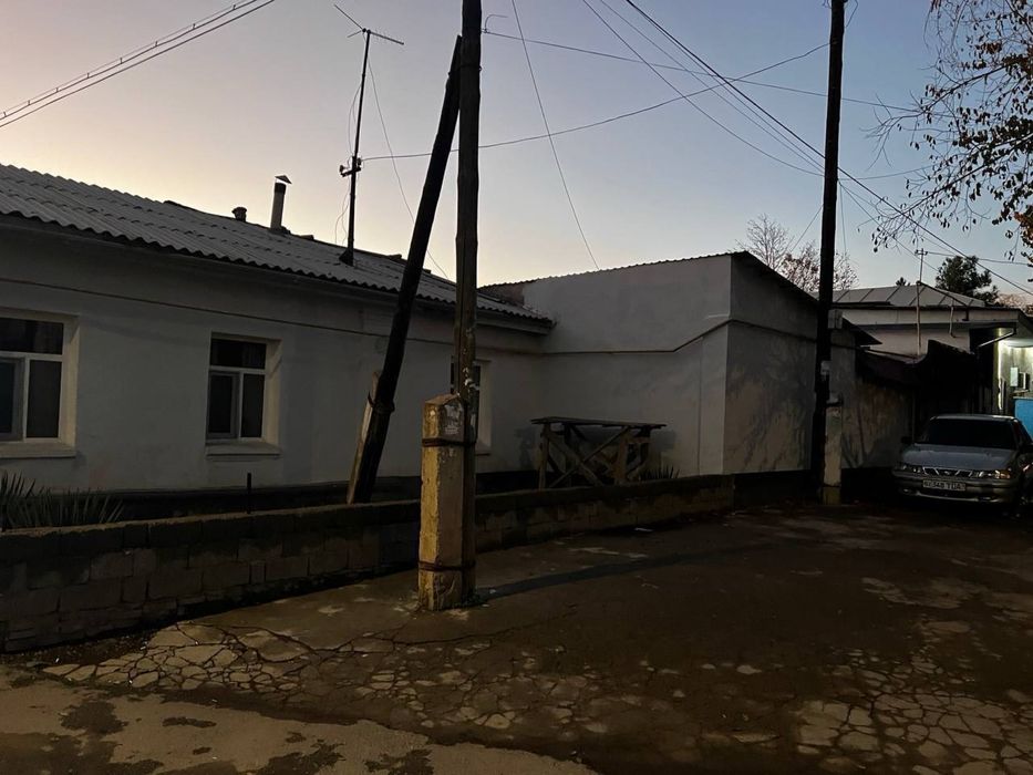 Продается участок. 3.5 сотки. Саракулька. Фасад 22м. Угловой дом