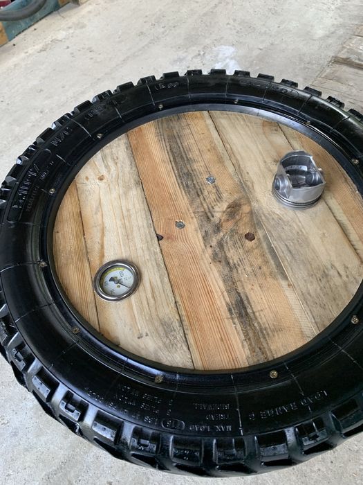 Masa rustica de vanzare si alt mobilier