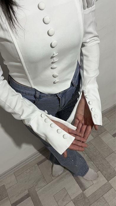 Кофта карсет в беом оттенке