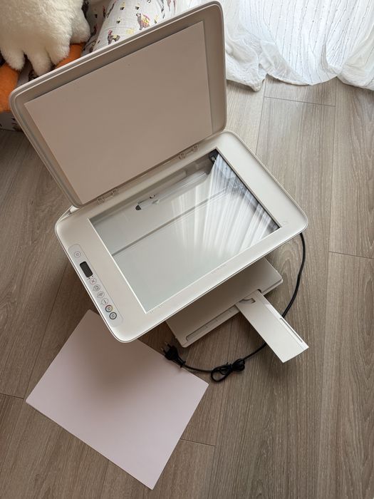 Imprimanta HP Deskjet 2710e