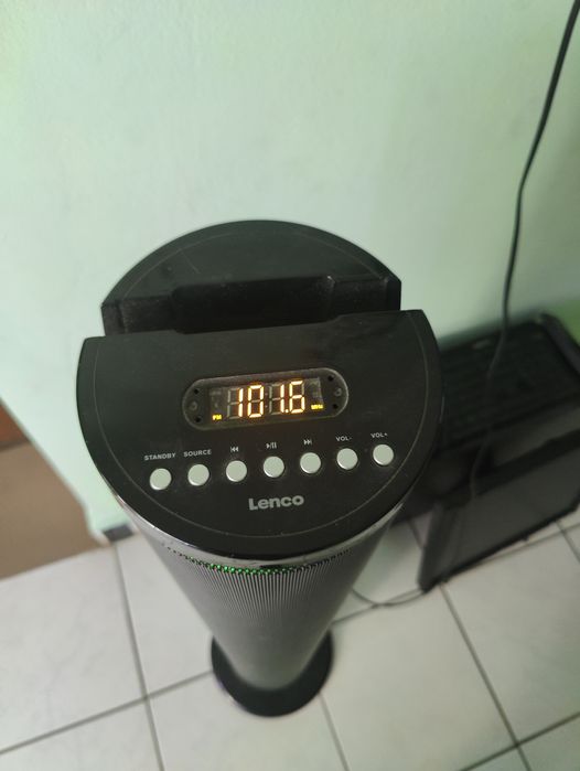 Boxa lenco tip tower