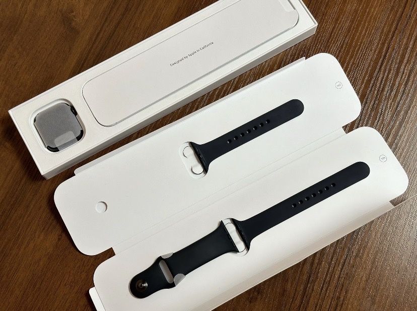 Продам apple watch se 44mm
