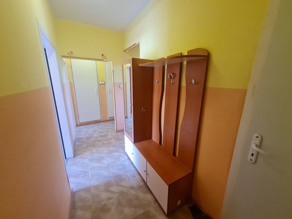 Тристаен апартамент