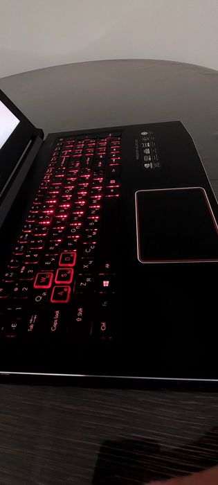 Продам игровой ноутбук